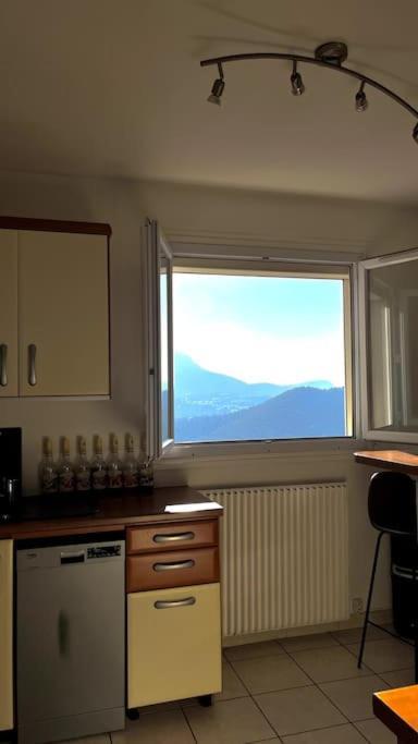 Superbe Appartement 2 Chambres Avec Vue Sur La Mer Et La Montagne Marseille Kültér fotó