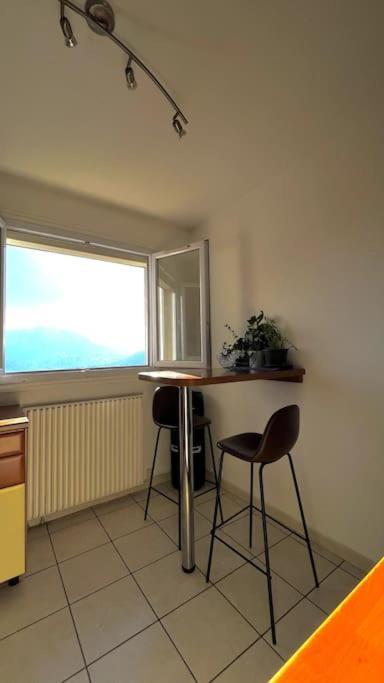 Superbe Appartement 2 Chambres Avec Vue Sur La Mer Et La Montagne Marseille Kültér fotó